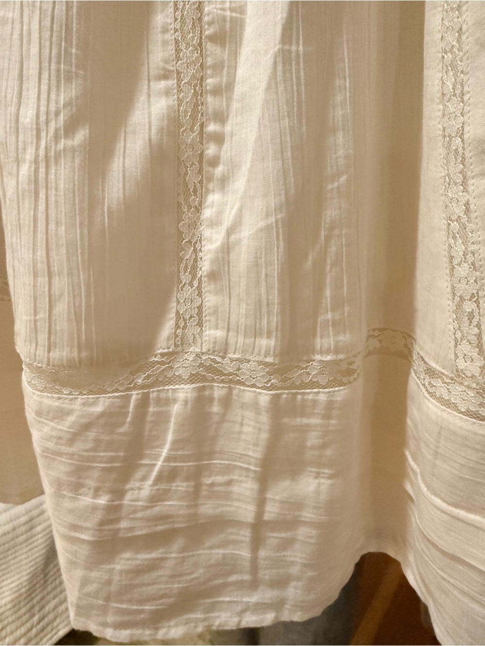 Light Cream Muslin Short-Sleeve Smocked-neck Cotton Lace Trim Dress Aerie Small - Picture 2 of 11